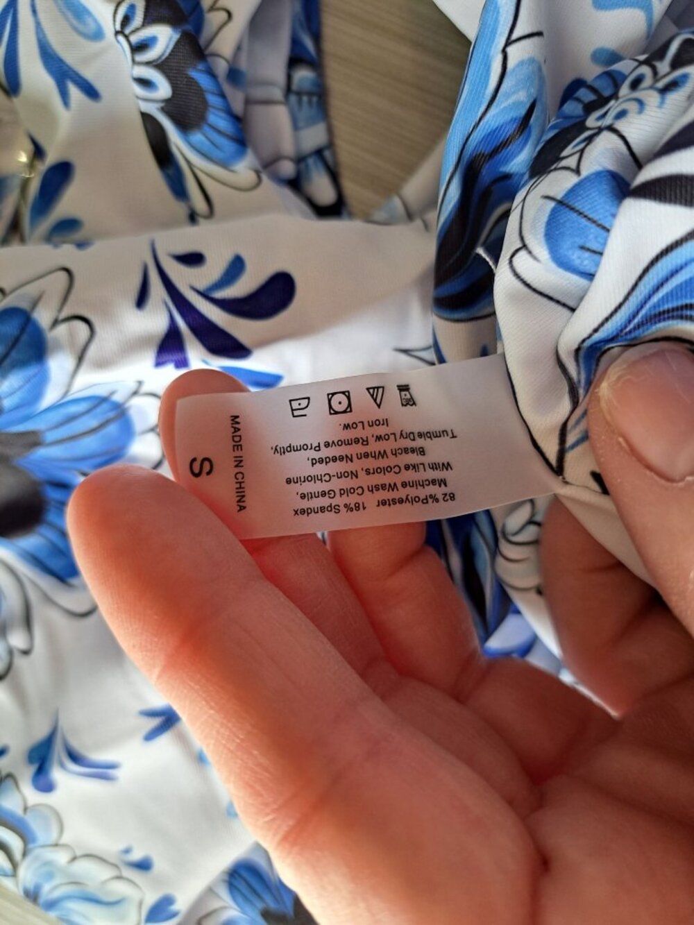 New Flaxmaker Floral Blue & White One-Piece Swimsuit Tie Straps Size Small - Picture 6 of 7